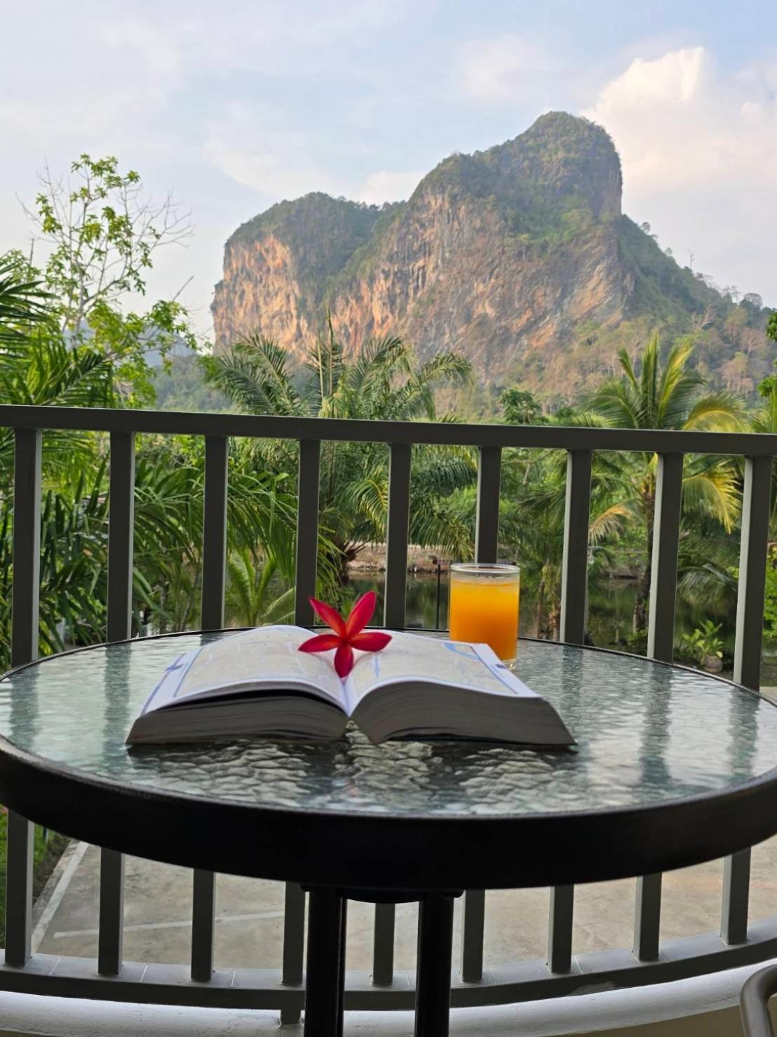 Baannai Lake View Resort Ao Nang Екстериор снимка