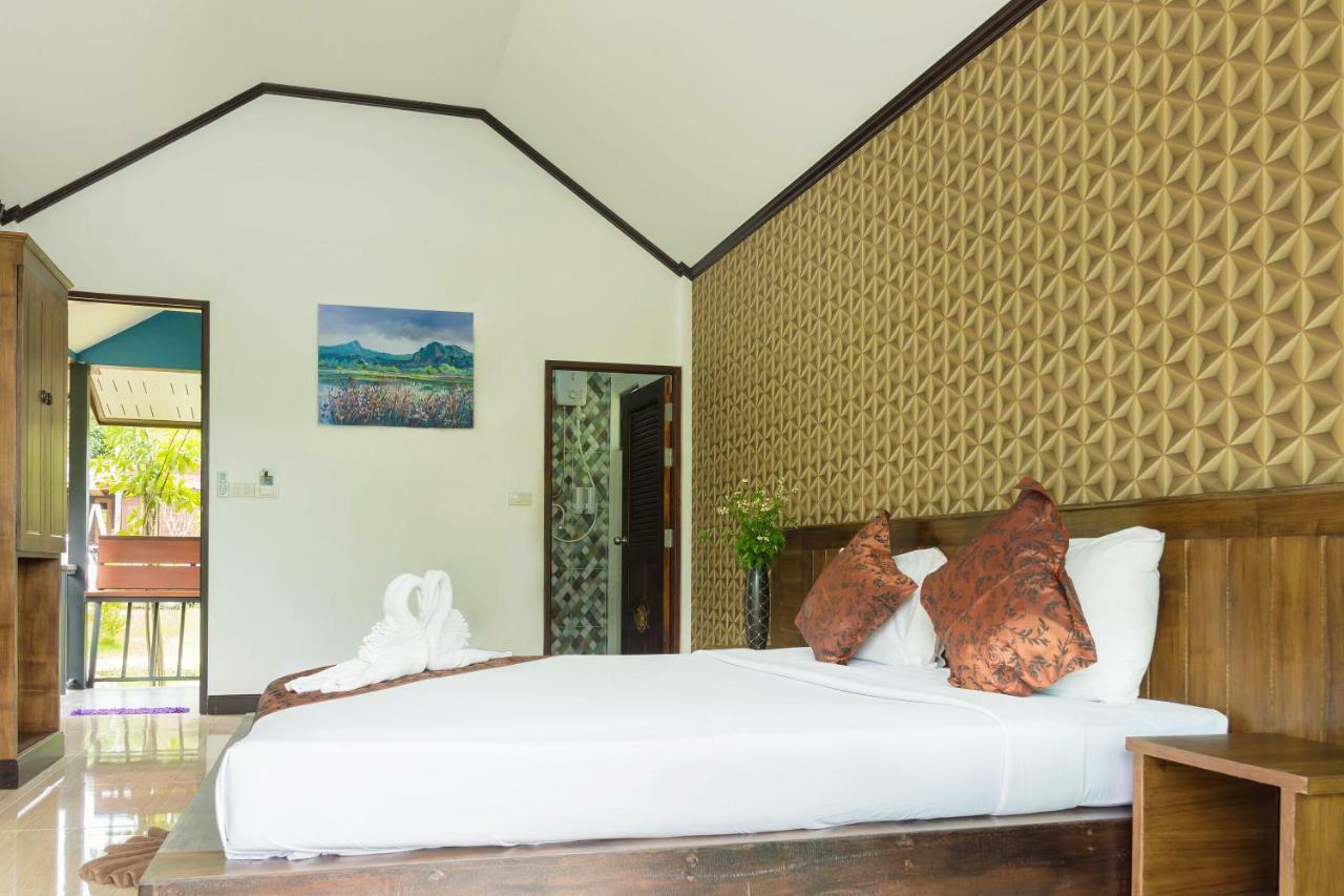 Baannai Lake View Resort Ao Nang Екстериор снимка